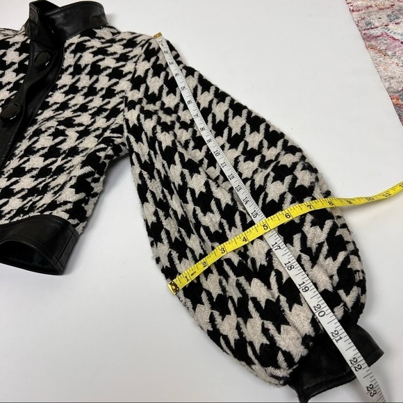 Dolce & Gabbana Houndstooth Cropped Jacket - Picture 9 of 12